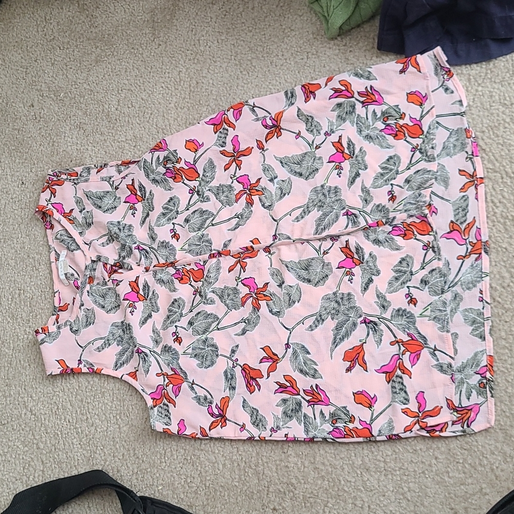C&e sleeveless top
